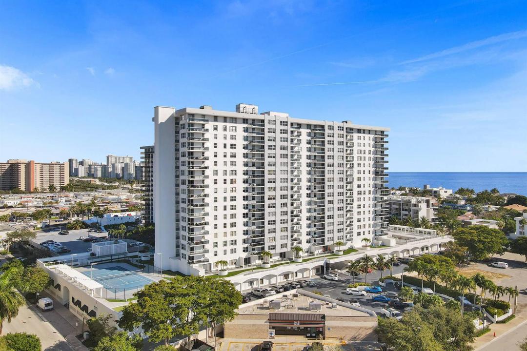 3015 N Ocean Boulevard C122, Fort Lauderdale, Florida 33308, USA