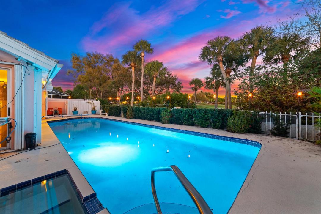 2370 Saratoga Bay Drive, West Palm Beach, Florida 33409, Stati Uniti