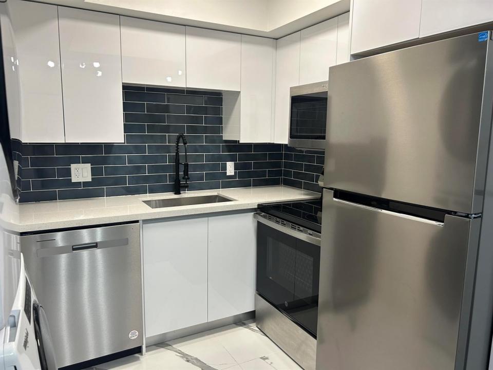 3264 NW 84th Avenue F630, Sunrise, Floride 33351, États-Unis