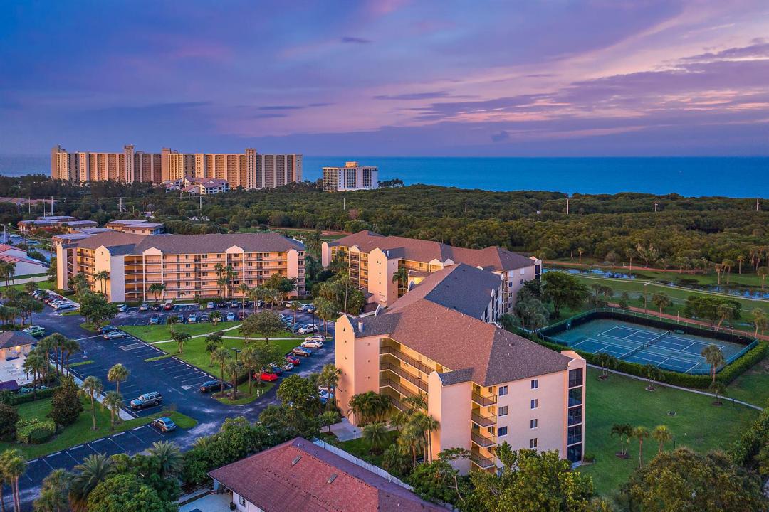 275 Palm Avenue C201, Jupiter, Floride 33477, États-Unis