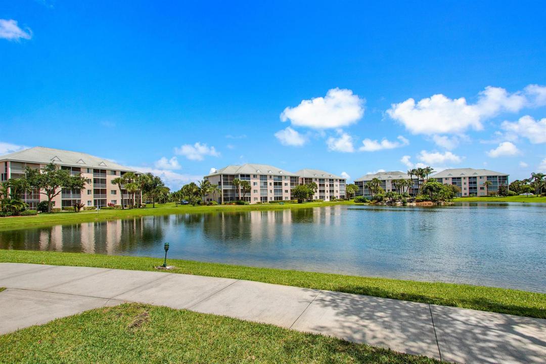353 S Us Highway 1 A105, Jupiter, Florida 33477, USA