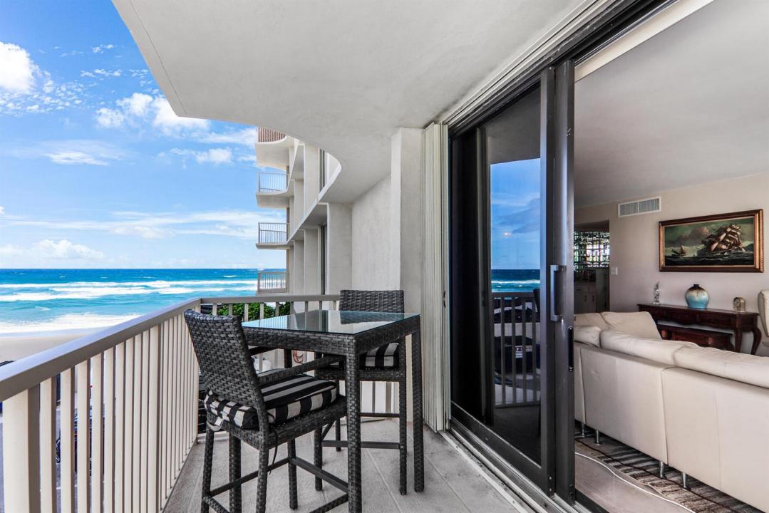 5480 N Ocean Drive A1d, Singer Island, Florida 33404, USA