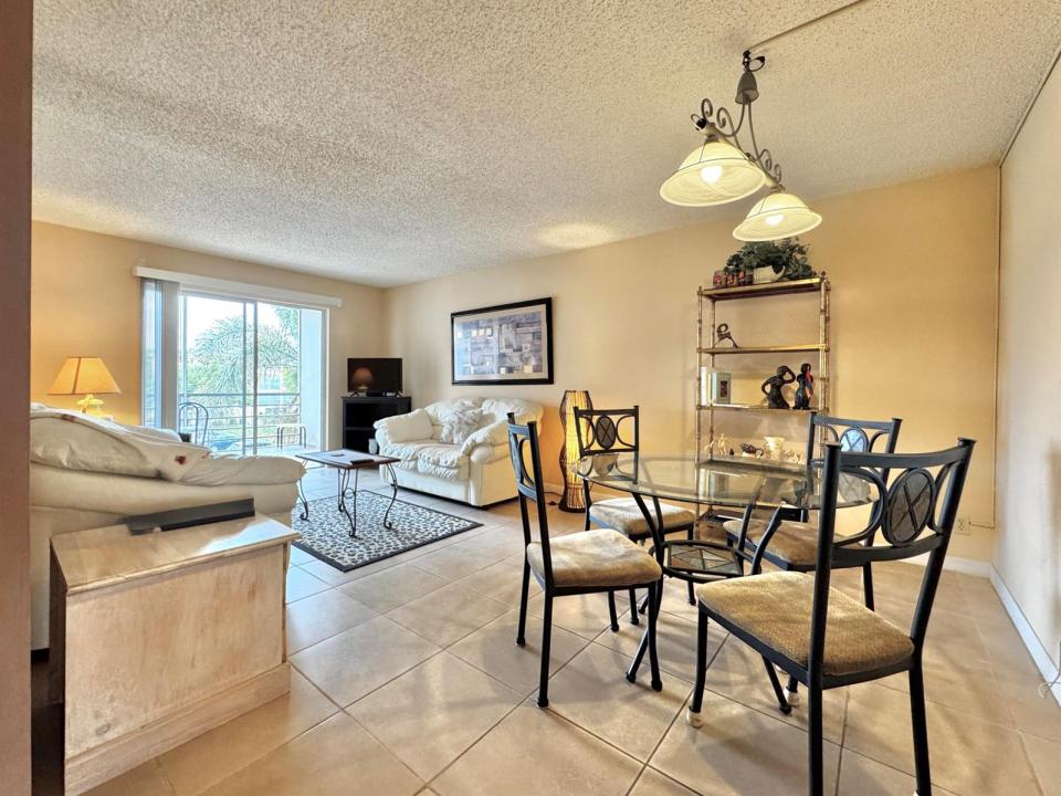 2515 NE 2nd Court 315, Boynton Beach, Floride 33435, États-Unis
