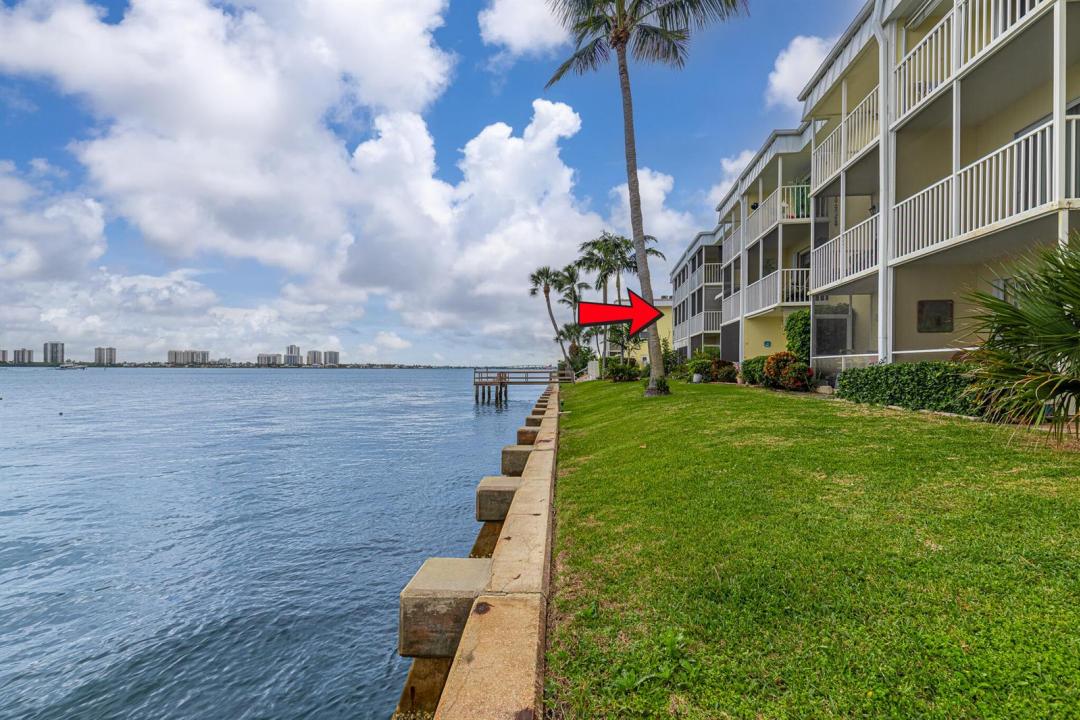 101 Doolen Court 201, North Palm Beach, Floride 33408, États-Unis