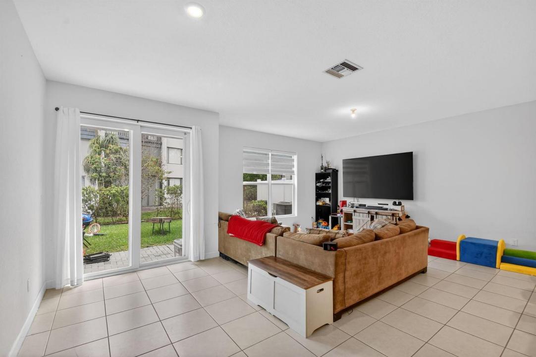 4326 Hammock Grove Drive, Lake Worth, Florida 33467, USA