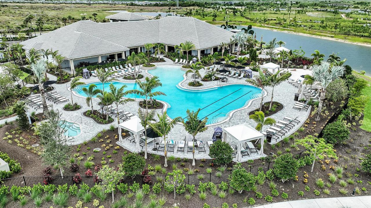 13529 SW Mazzano Street, Port St. Lucie, פלורידה 34987, ארצות הברית של אמריקה