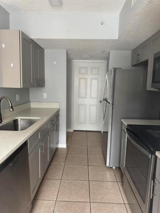 1670 N 42nd Circle 105, Vero Beach, Florida 32967, Stati Uniti