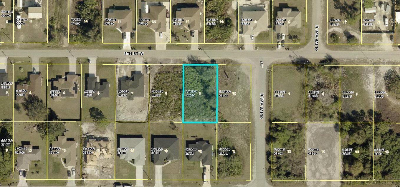 3205 8th W Street, Lehigh Acres, Floride 33971, États-Unis