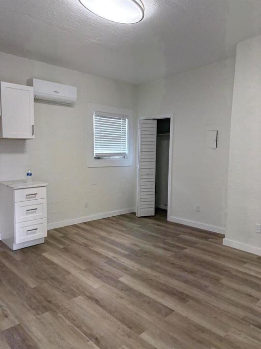 637 N 2nd N Street C, Fort Pierce, Florida 34950, Stati Uniti