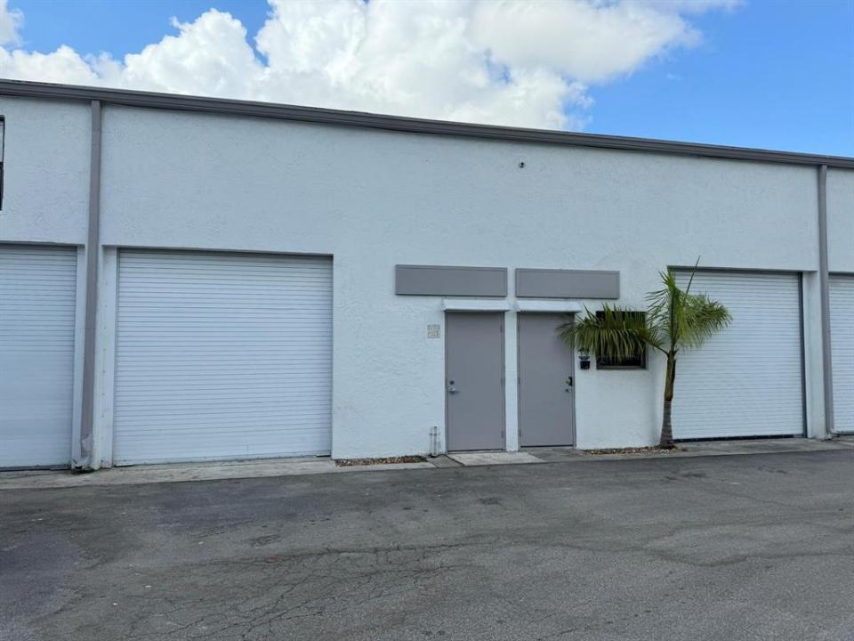 1773 Blount Road 313, Pompano Beach, Florida 33069, USA