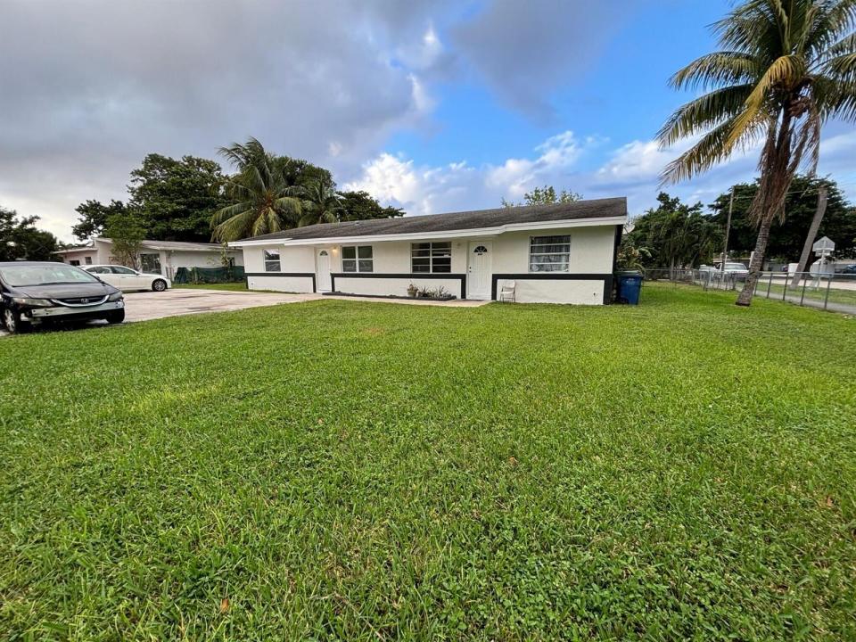 800 SW 7th Street, Hallandale Beach, Floride 33009, États-Unis