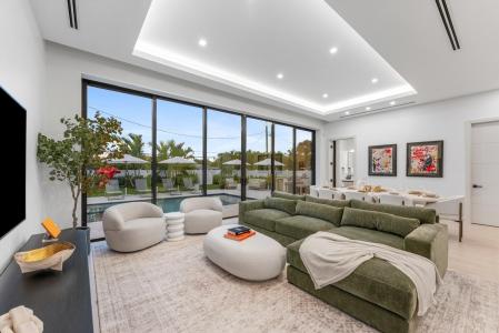 220 S Swinton Avenue, Delray Beach, Florida 33444, USA