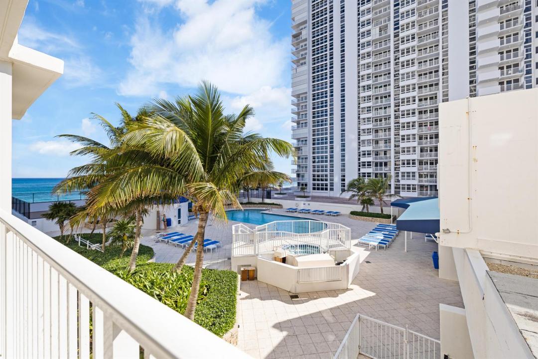 1360 S Ocean Boulevard 403, Pompano Beach, Floride 33062, États-Unis