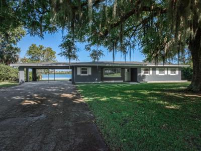 1622 W Dinner Lake Drive, Sebring, Florida 33870