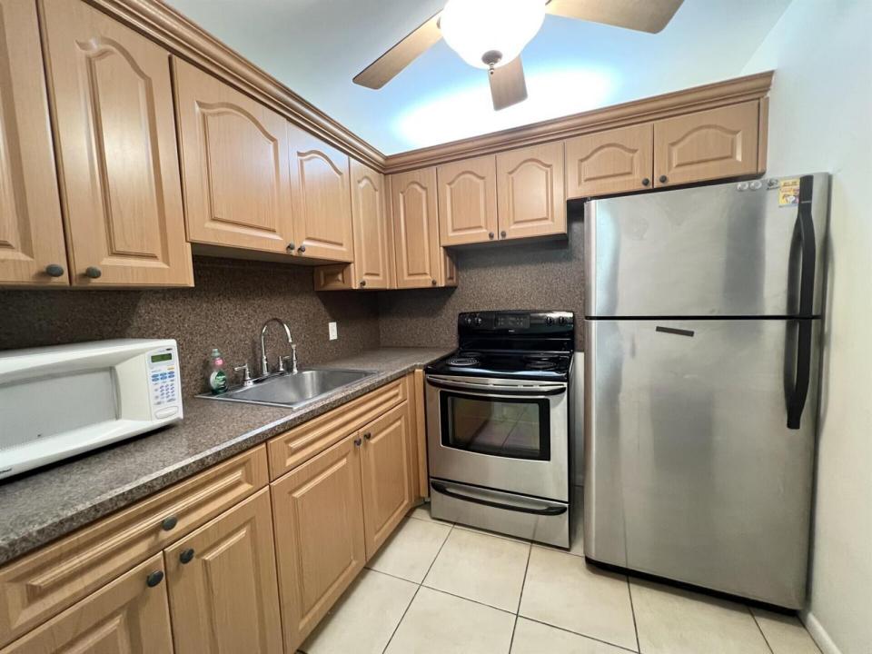 4023 Berkshire B 4023, Deerfield Beach, Flórida 33442, Estados Unidos