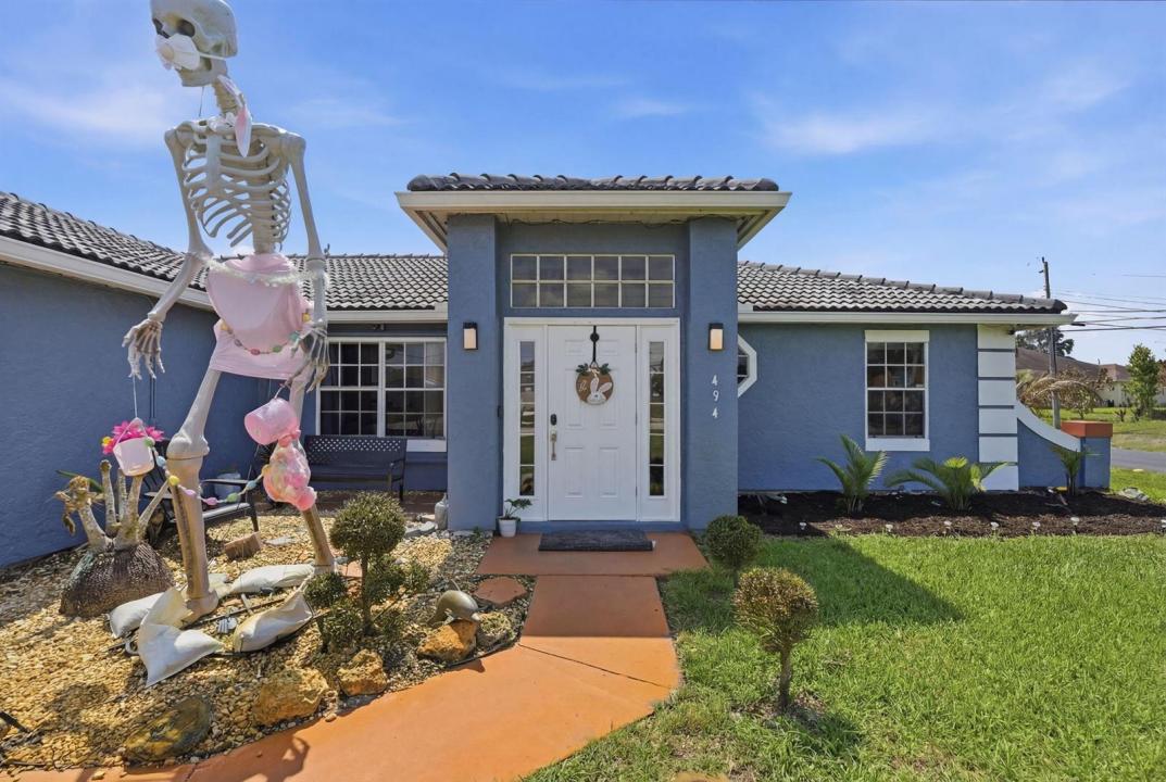 494 SW Paar Drive, Port St. Lucie, Flórida 34953, Estados Unidos