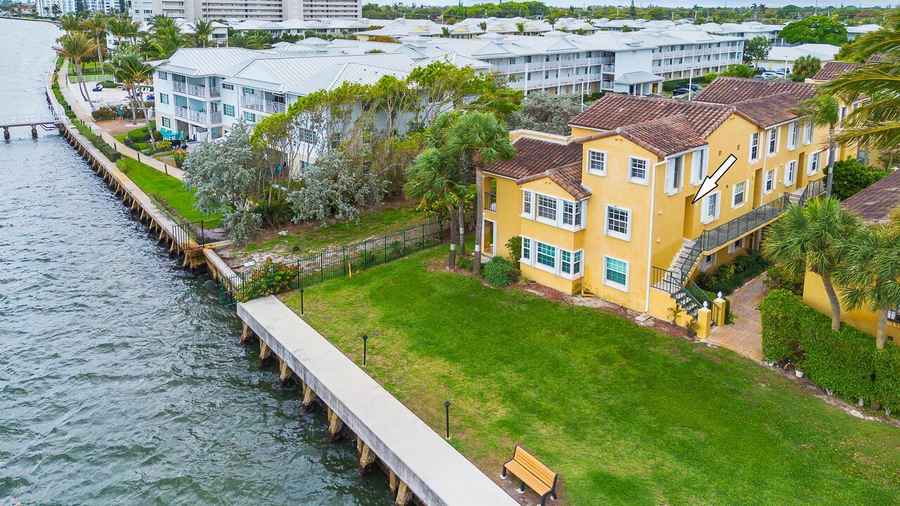 1060 Lake Shore Drive 201, West Palm Beach, Floride 33403, États-Unis