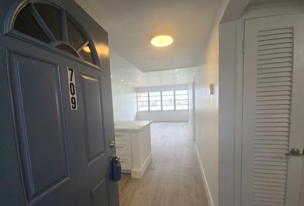 18555 NE 14th Avenue 709, Miami, Floride 33179, États-Unis