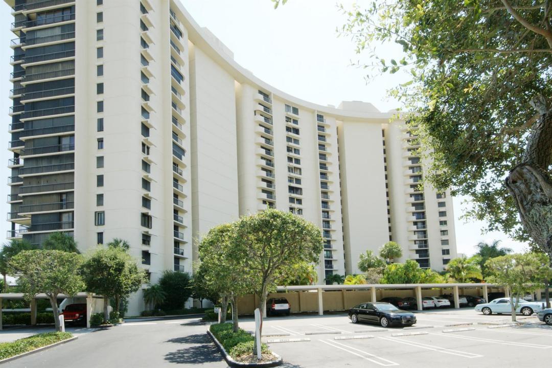 2450 Presidential Way 208, West Palm Beach, Floride 33401, États-Unis