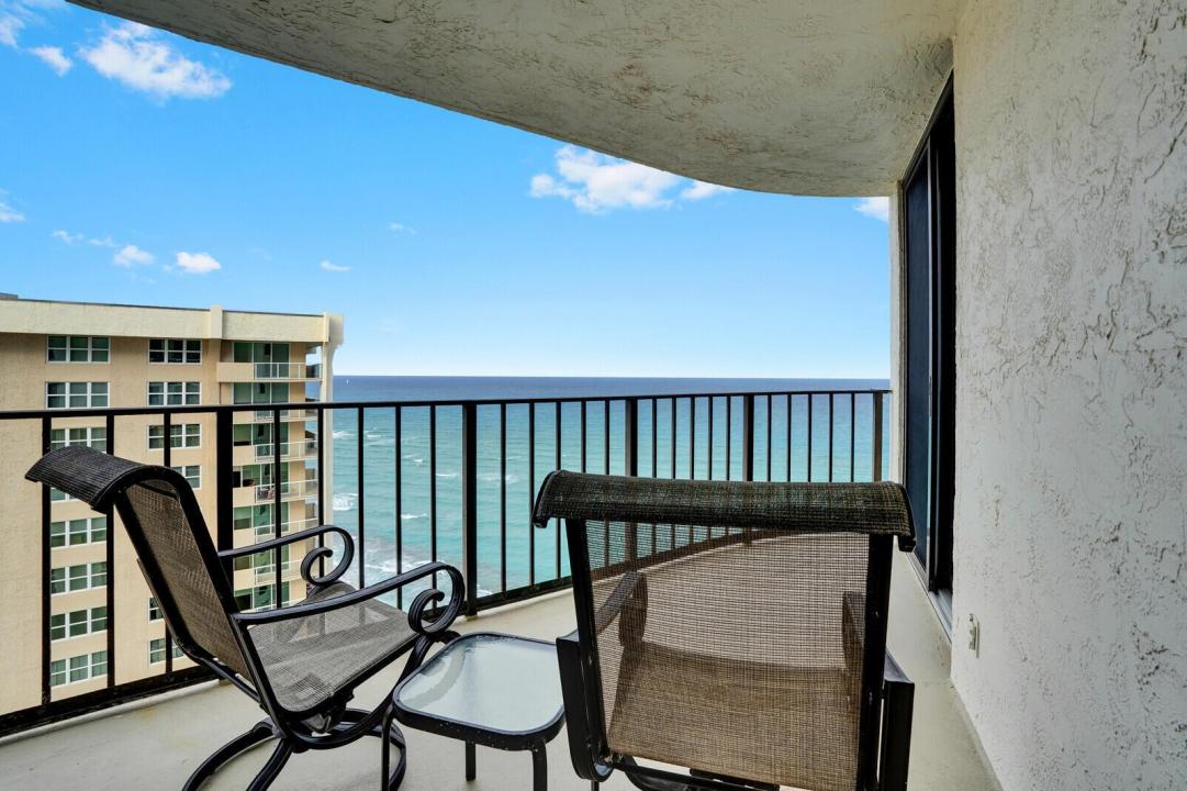 5420 N Ocean Drive 1803, Singer Island, Floride 33404, États-Unis