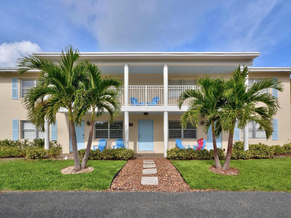 1236 Beach Road 1, Riviera Beach, Florida 33404, USA