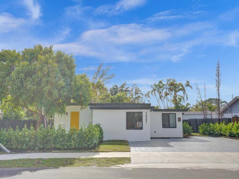3661 NE 8th Avenue, Oakland Park, Floride 33334, États-Unis