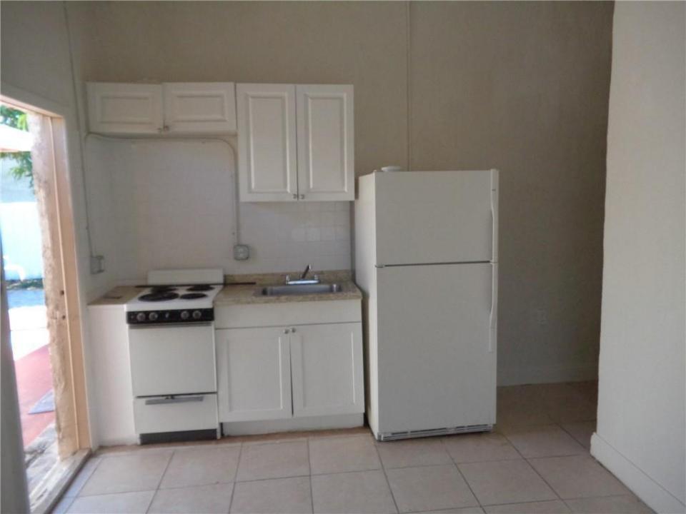 2204 Atlanta Street 3, Hollywood, Floride 33020, États-Unis