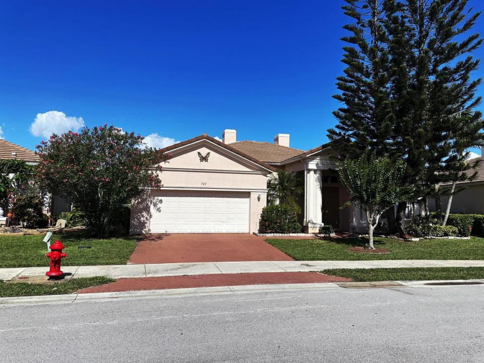 723 SW Myakka River Trace, Port St. Lucie, Flórida 34986, Estados Unidos