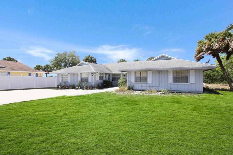 11099 Ridge Avenue, Fort Pierce, Floride 34982, États-Unis