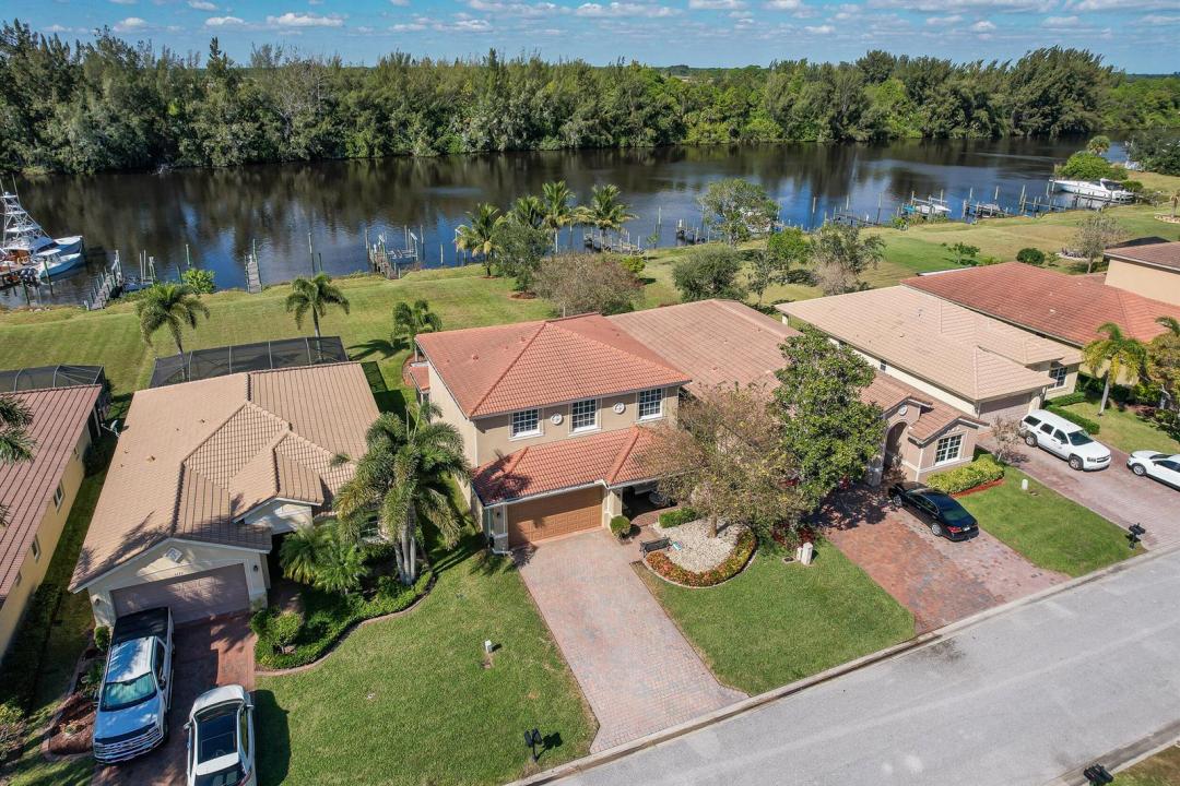 3285 SW Porpoise Circle, Stuart, Floride 34997, États-Unis