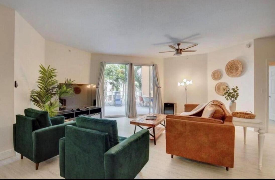802 W Windward Way 216, Lantana, Floride 33462, États-Unis