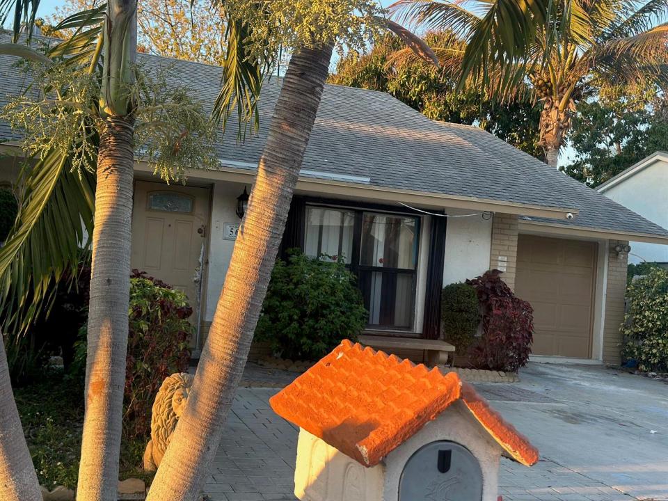 5654 E Ithaca Cir E Circle, Lake Worth, Florida 33463, Stati Uniti