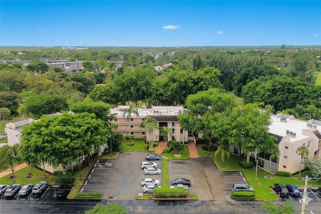 8150 W Mcnab Road 312, Tamarac, Florida 33321, Stati Uniti