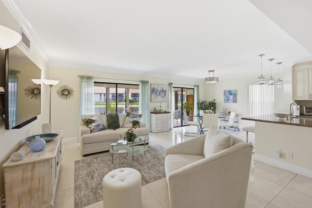 10223 N Circle Lake Drive 102, Boynton Beach, Floride 33437, États-Unis