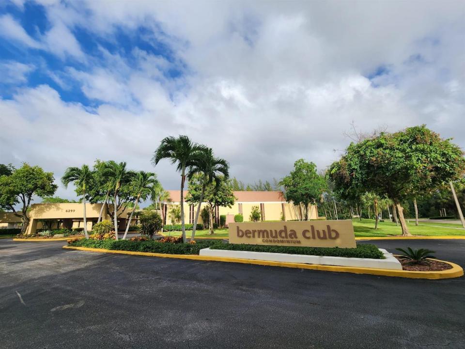5851 NW 62nd Avenue 105, Tamarac, Florida 33319, Stati Uniti