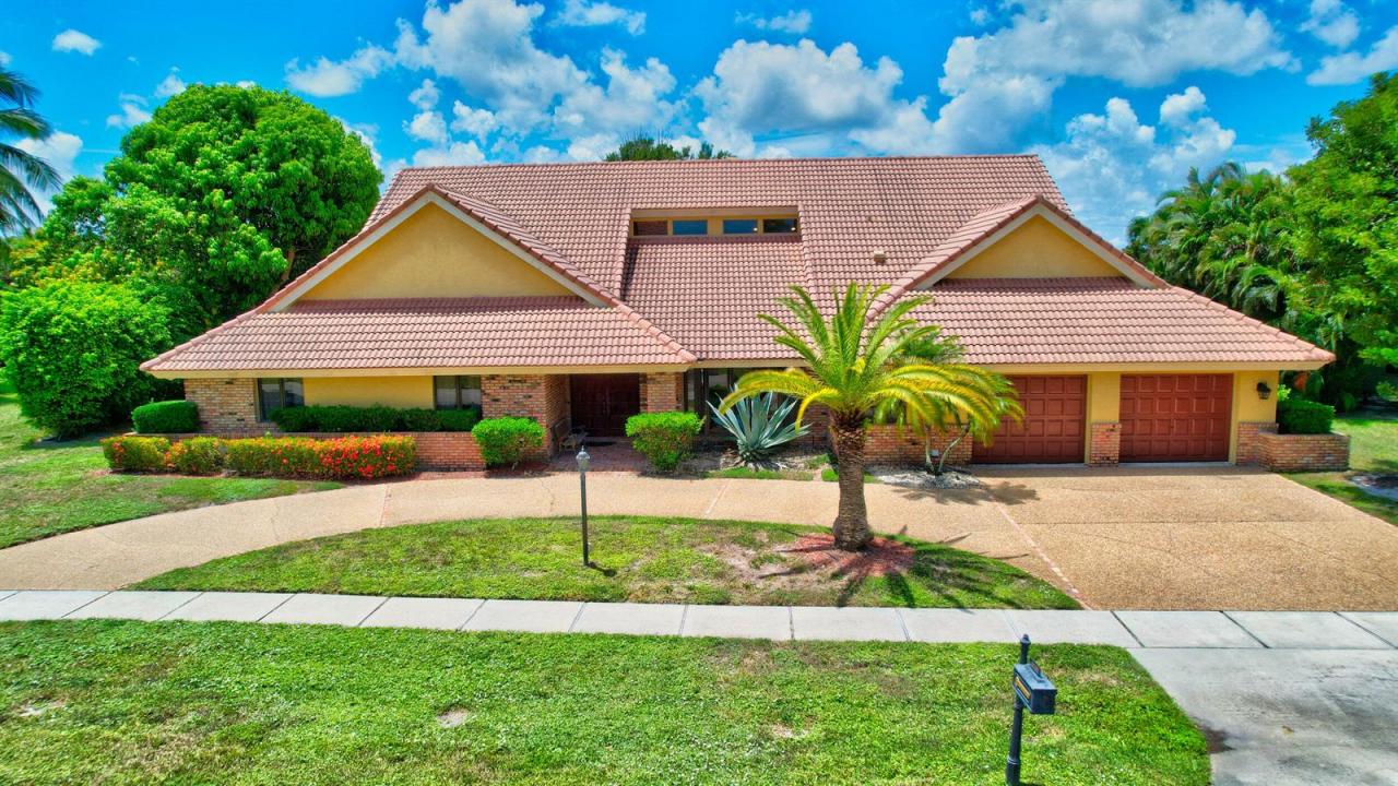 3110 Equestrian Drive, Boca Raton, Florida 33434, USA