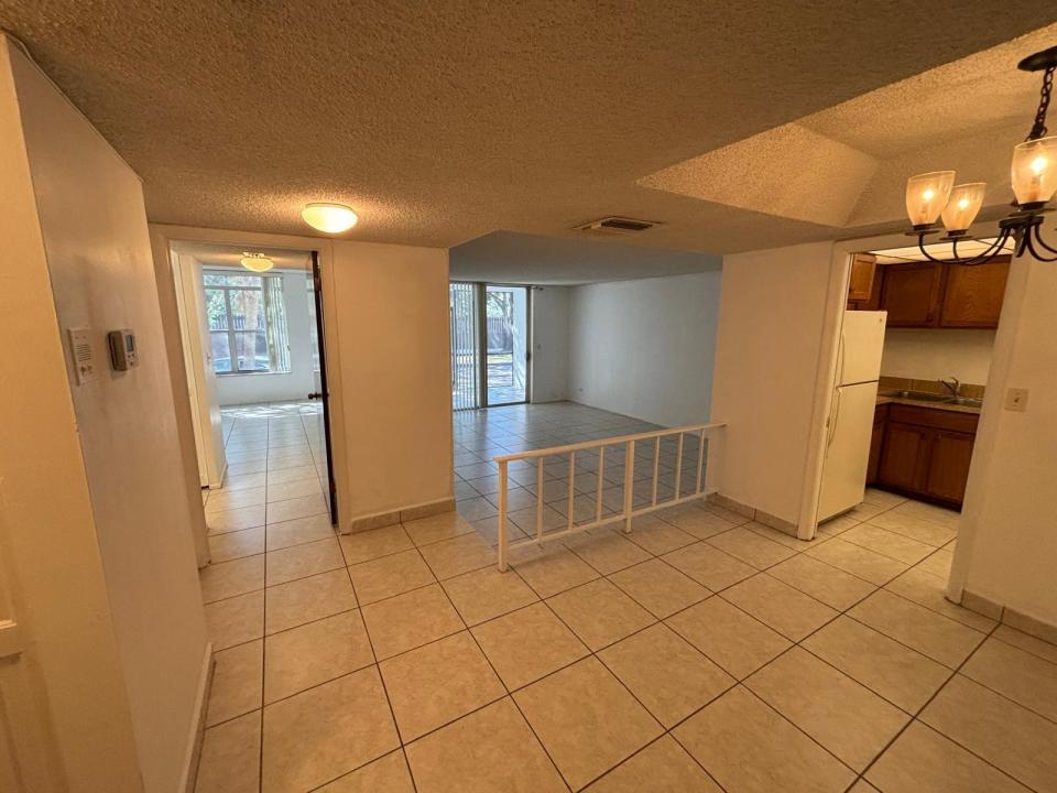 3650 Inverrary Drive 1k, Lauderhill, Floride 33319, États-Unis