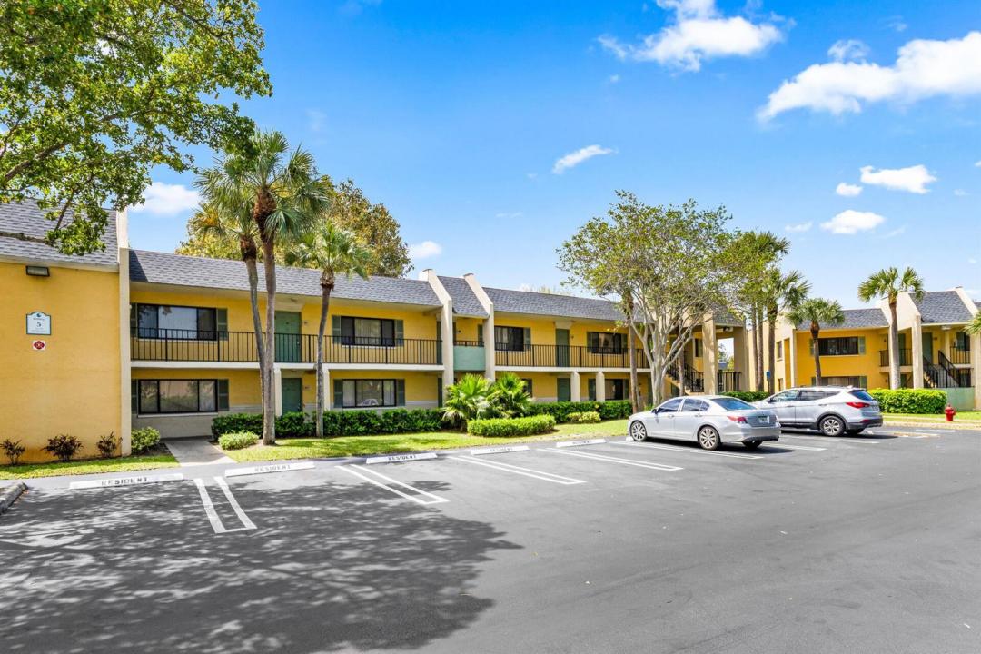 507 Meadows Circle, Boynton Beach, Floryda 33436, USA