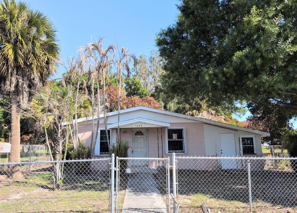 1606 Avenue H, Fort Pierce, Florida 34950, USA
