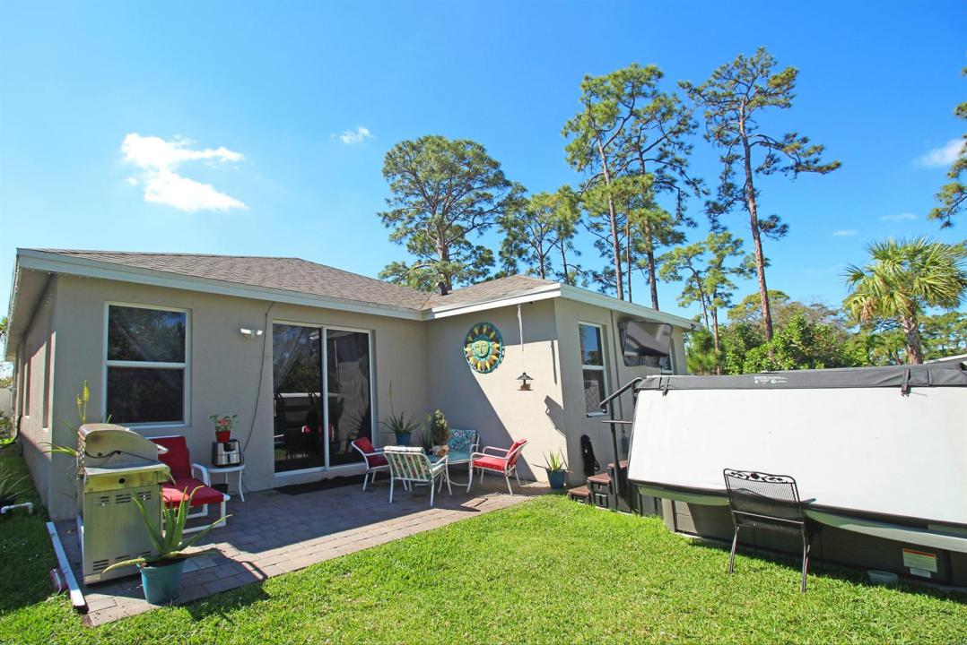 2549 Timber Forest Drive, West Palm Beach, Florida 33415, USA