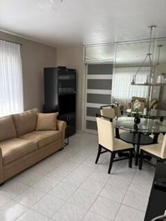 1150 Atlantic Shores Boulevard 611, Hallandale Beach, Floride 33009, États-Unis