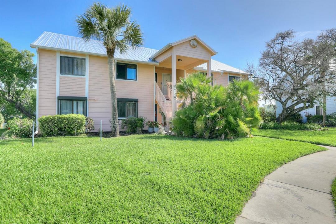 5720 Pelican Pointe Drive 3, Sebastian, Florida 32958, USA