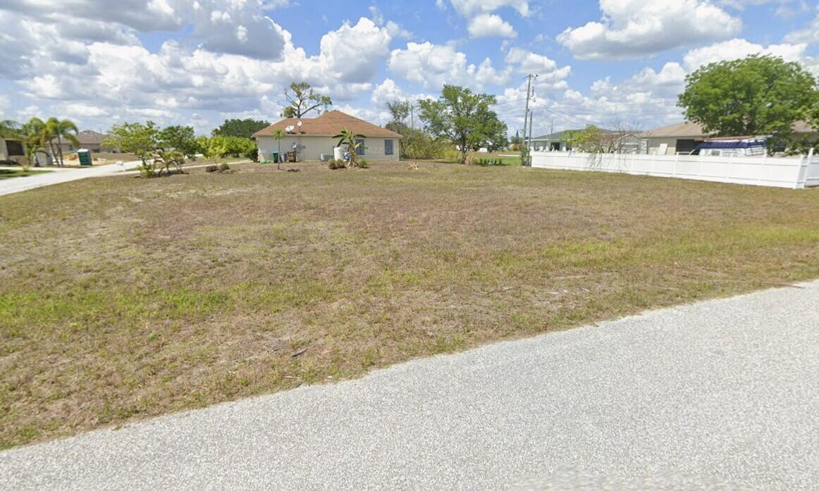 2003 NE 7th E Avenue, Cape Coral, Florida 33909, Stati Uniti