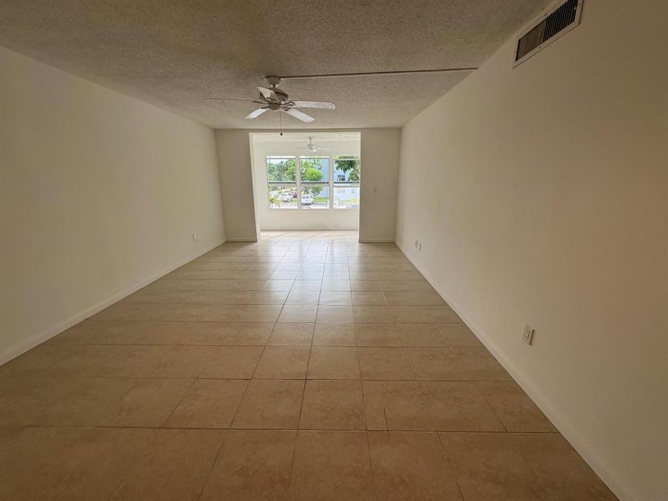 2850 Somerset Drive 208l, Lauderdale Lakes, Florida 33311, Stati Uniti