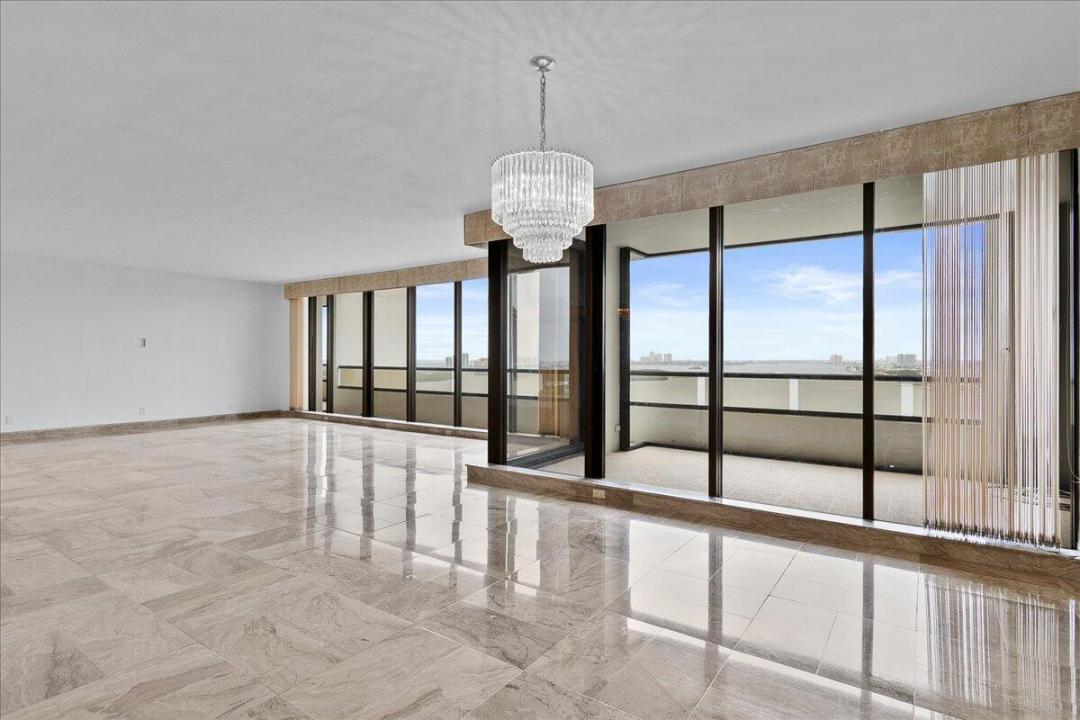 100 Lakeshore Drive 1955, North Palm Beach, 플로리다 33408, 미국