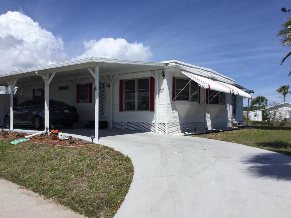 21 Oro Grande Way, Port St. Lucie, Florida 34952, USA
