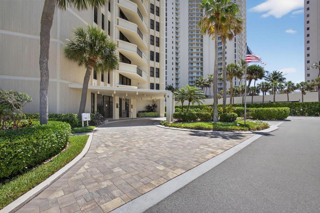 2800 N Ocean Drive B24d, Singer Island, Floride 33404, États-Unis