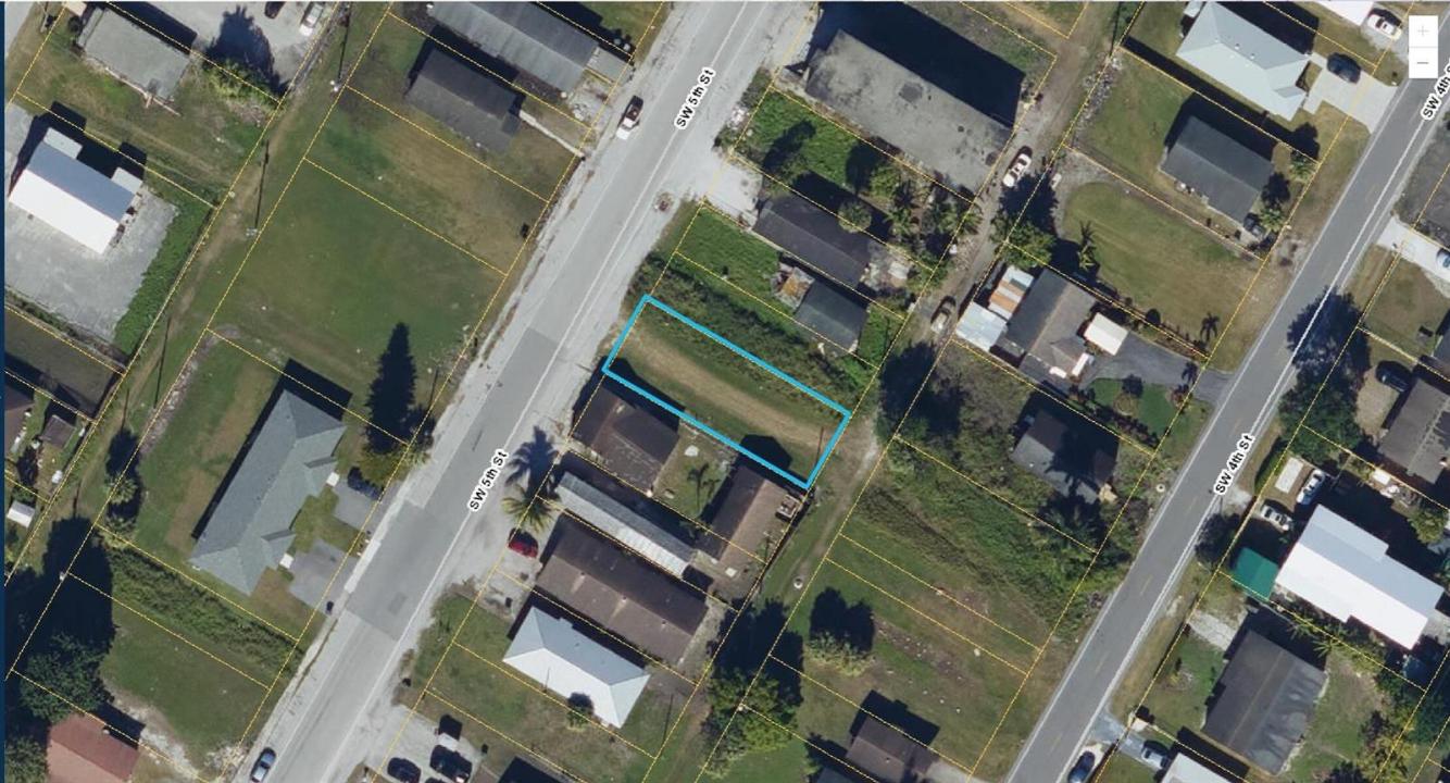 537 SW 5th Street, Belle Glade, Floryda 33430, USA