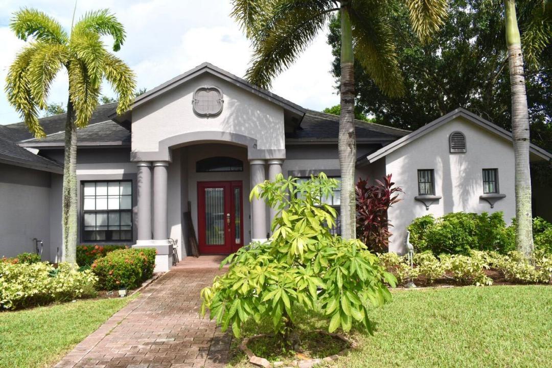 501 SW Bayshore Boulevard, Port St. Lucie, Floride 34983, États-Unis