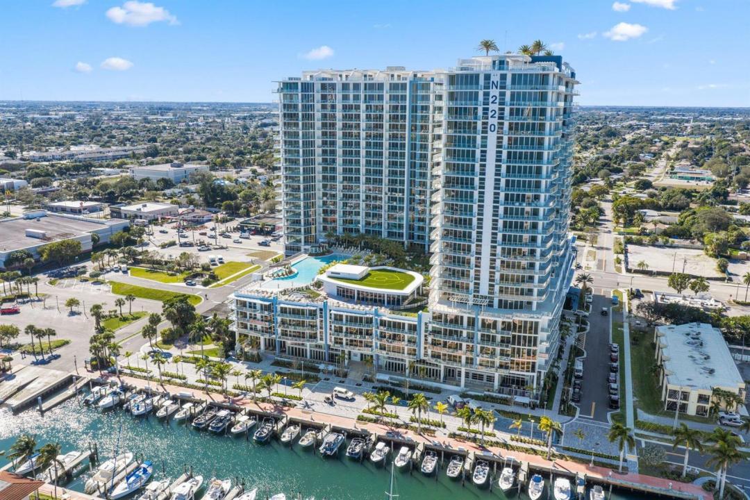 220 Lake Shore Drive 1121, Lake Park, Floride 33403, États-Unis